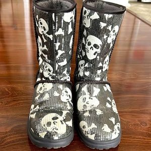 Women’s Skull Ugg Boots